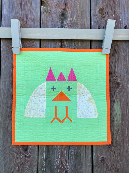 Pillow case in green.